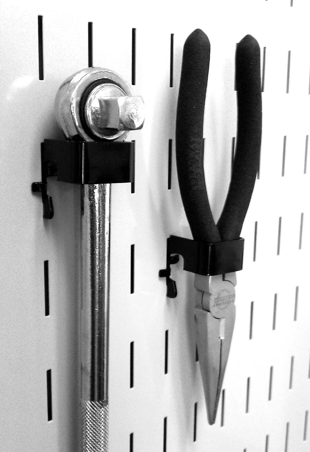Slotted Metal Pegboard Deluxe Hook Kit H1348