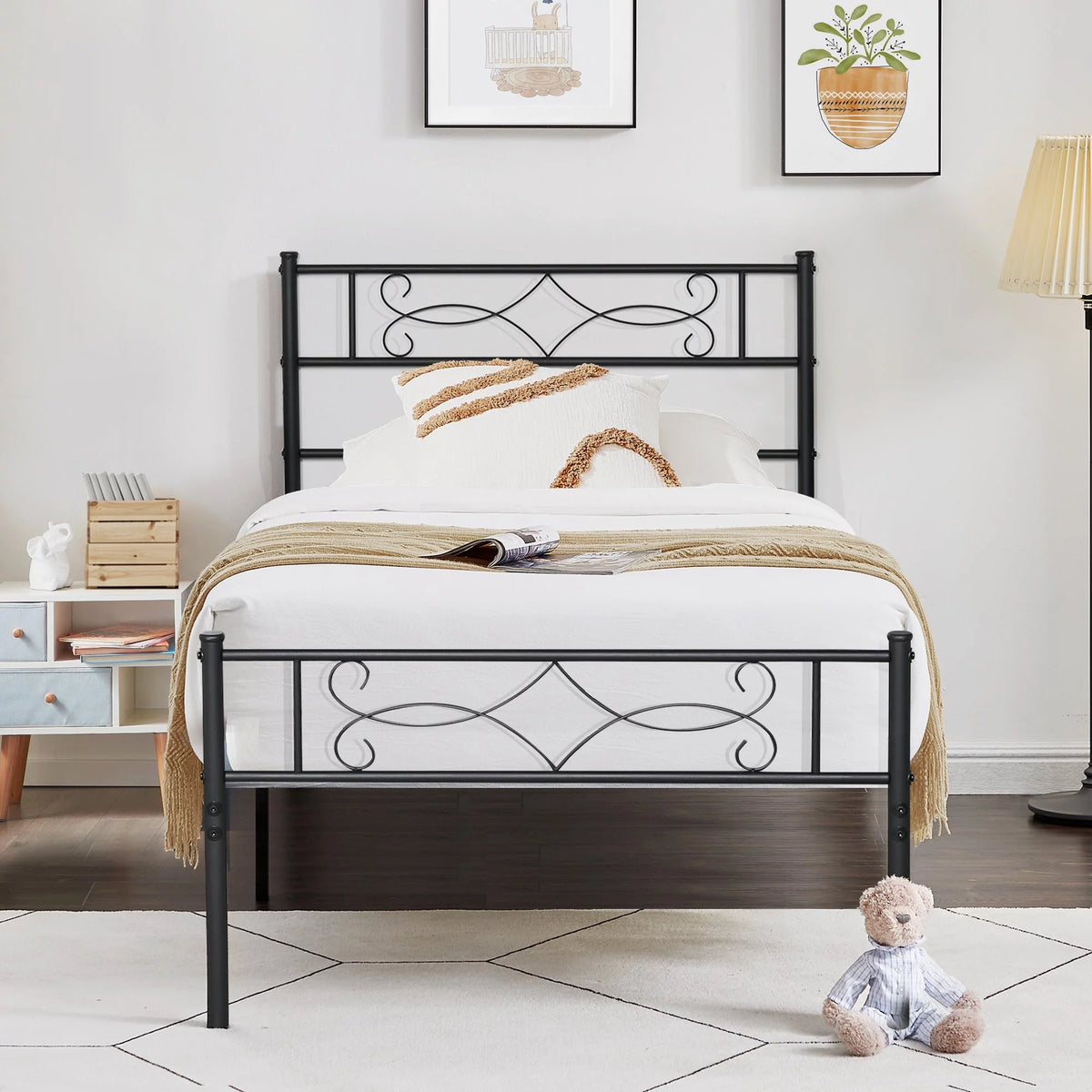 Twin Size Black Metal Platform Bed Frame with Headboard O616