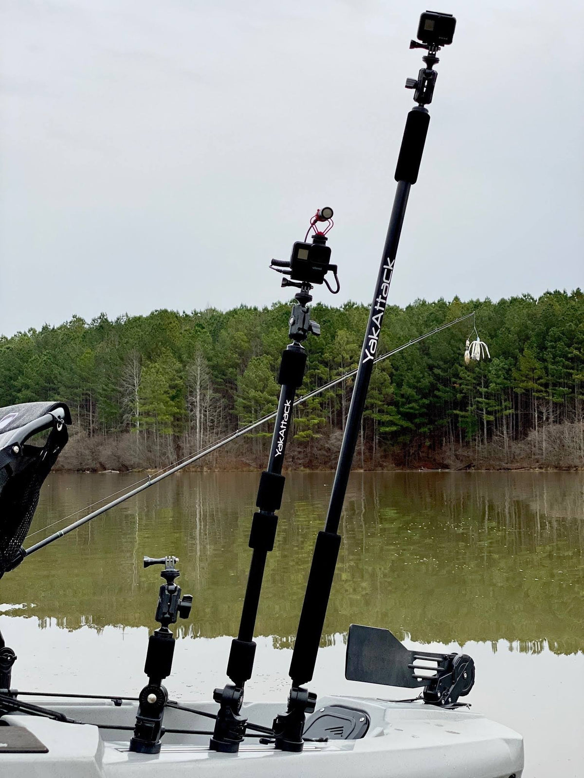 Camera Mount C588110
