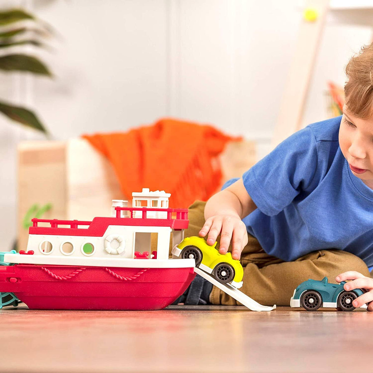 Floating Bath Toy Boat with Cars 3 pc J24570