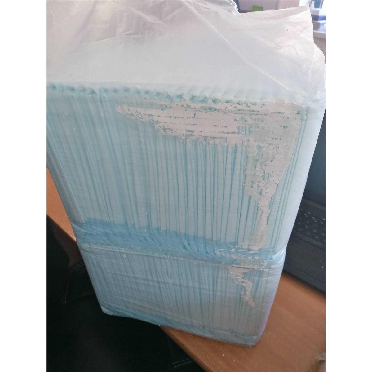 Dog and Puppy Pee Pads with Leak-Proof Quick-Dry Surface P763