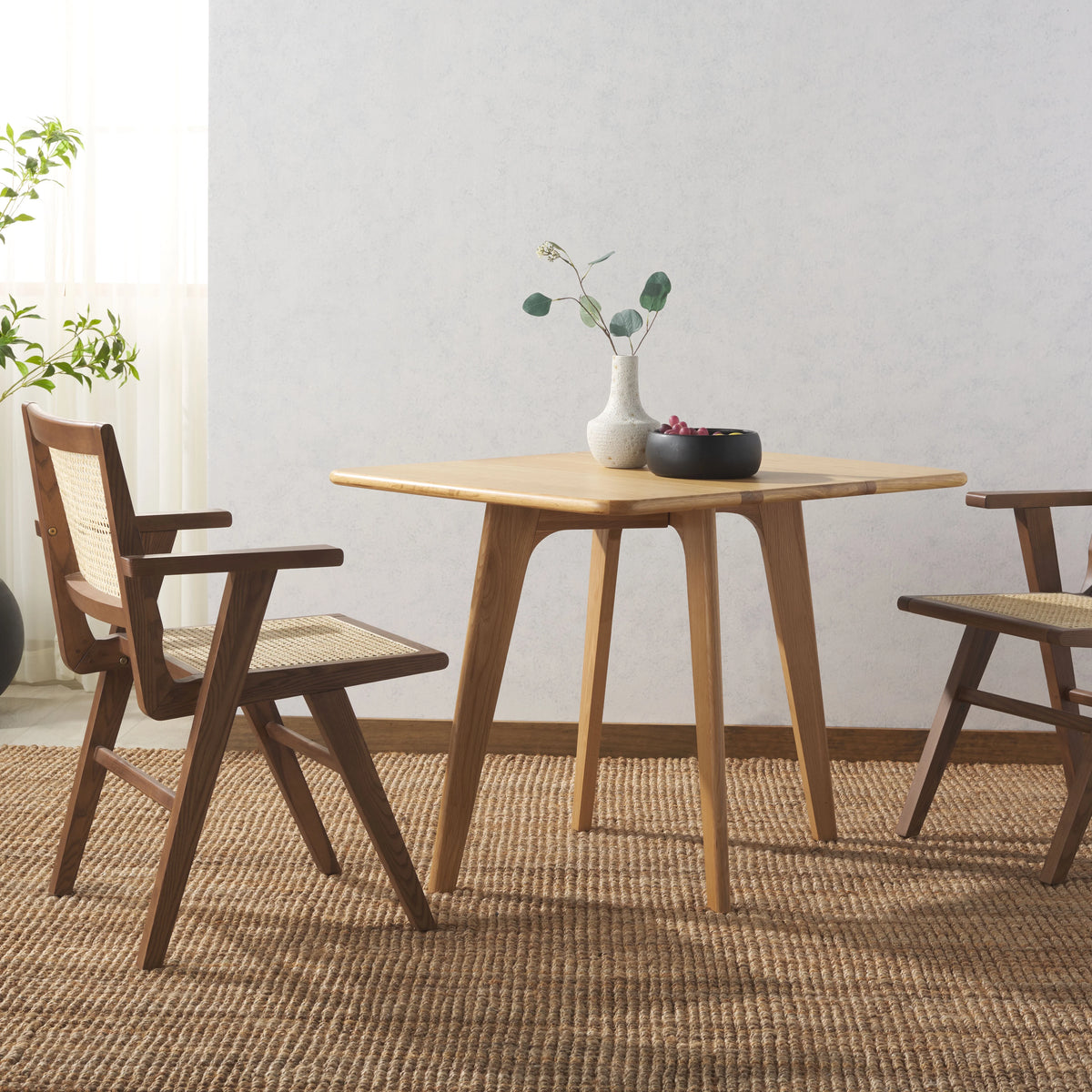 37" Gateleg Dining Table H112
