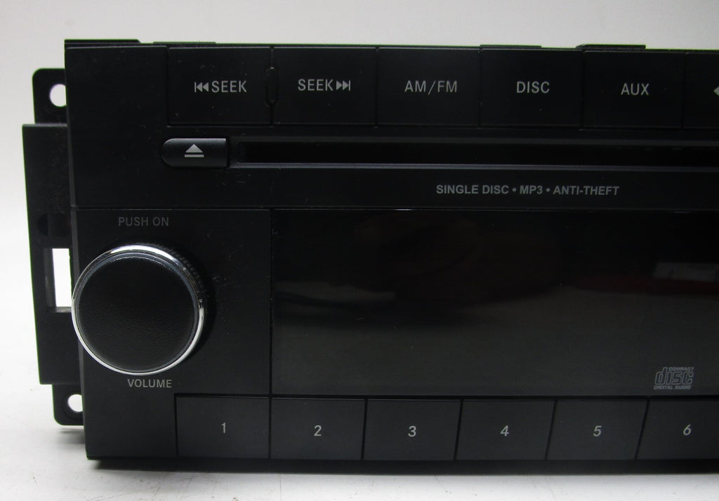 Pre-Owned 2016 Dodge Caravan Radio R1435