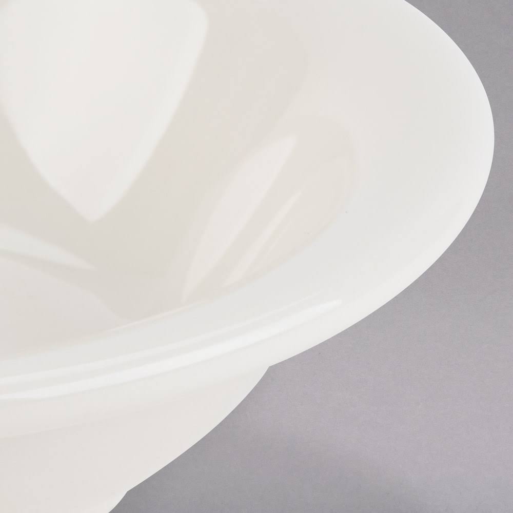 3.5 oz. Eggshell Narrow Rim China Fruit Dish - 36/Case N374504