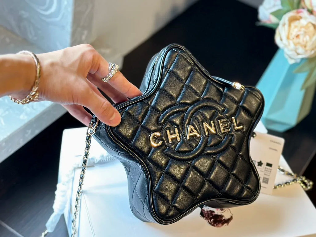 Leather handbag P544